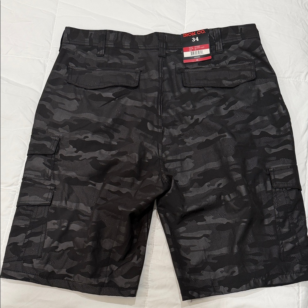 Iron Co. Men's Blackout Camo Hybrid Shorts - Picture 3 of 4
